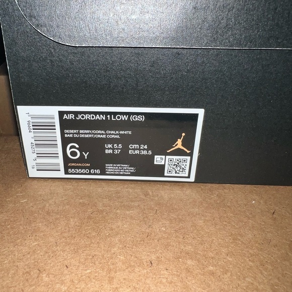 Air Jordan 1 Low (GS) 6Y - Picture 6 of 9